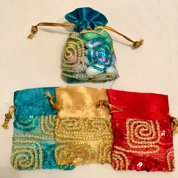 Favor Bags - Picture 1 of 3